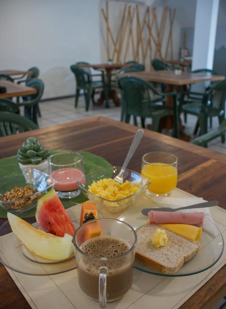 Joaquina Beach Hotel Флорианополис Экстерьер фото